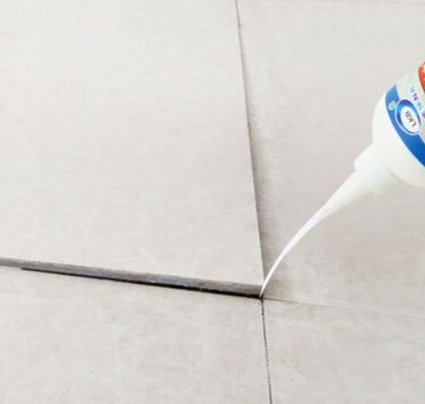 广汉瓷砖空鼓维修公司分享卫生间瓷砖脱落的原因可能有以下几点